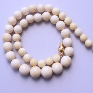 Vintage Carved Ivory Necklace 50′